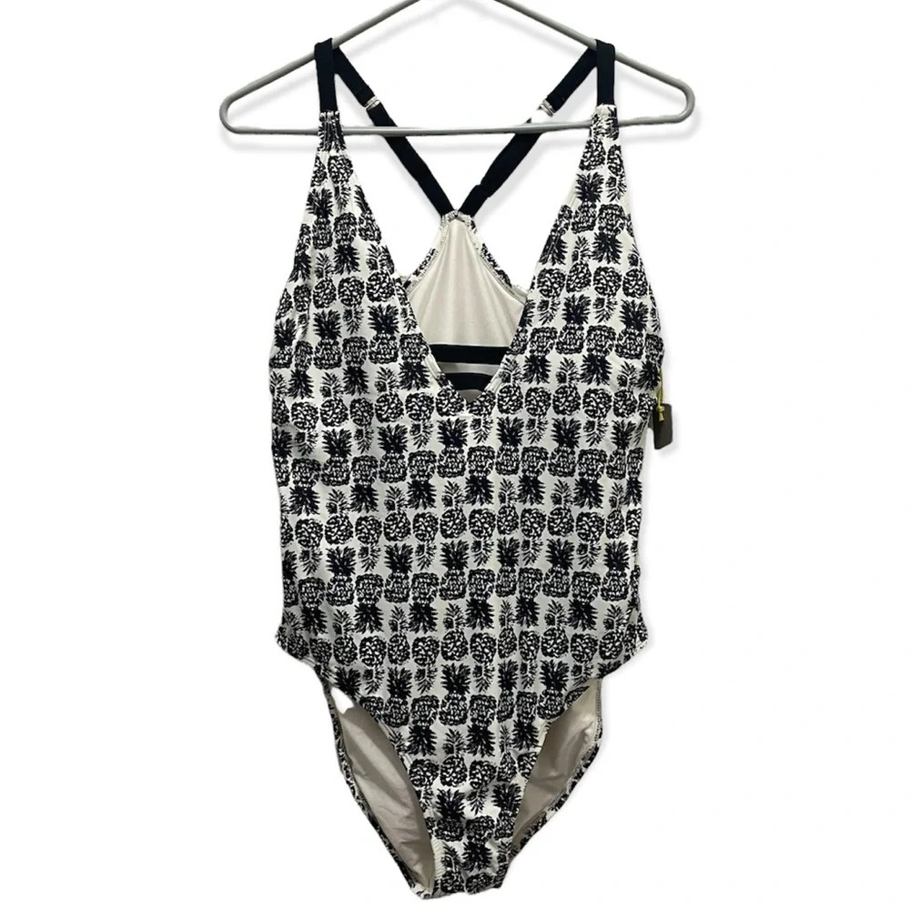 Shade & Shore B&W Cutout Side One Piece Swimsuit NWT